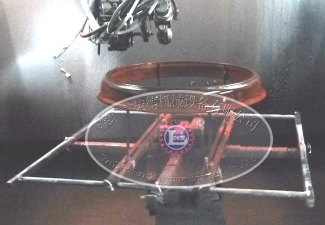 鐘表框自動(dòng)噴涂機(jī)